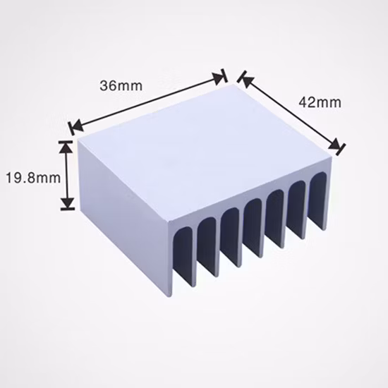 Kostenlose Muster verfügbar. Kundenspezifische extrudierte kleine Kühlkörper, 42 mm Breite, 8 Lamellen, Al-Legierung, Al6063, Kühlkörper, PCB-Kühlkörper, LED-Kühlkörper